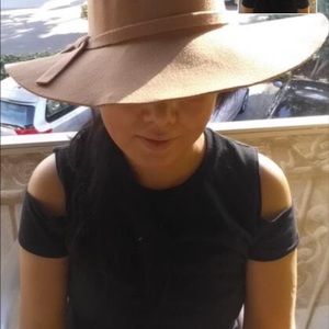 Meet your Posher, Yin